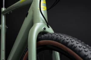 Fork with internally routed cables on the Cannondale Topstone Neo SL ebike