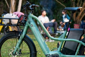 Battery integrated in the down tube on the Momentum PakYak E+ e-cargo bike