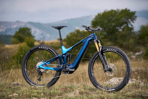 Giant Trance X Advanced E+ 0 ebike in Metallic Navy/Metallic Blue