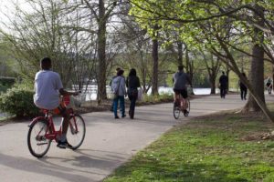 Pedestrians and cyclists on the greenways in Nashville