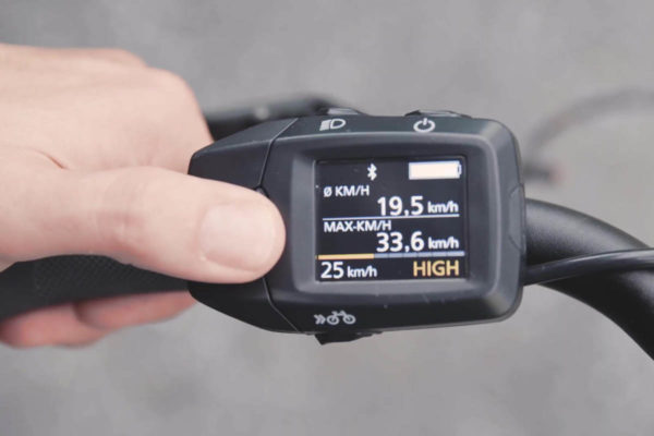 View of different speeds on the Side Color Display control unit for ebikes with Panasonic drive system