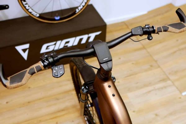 Giant Stormguard E+ 2023 ebike cockpit