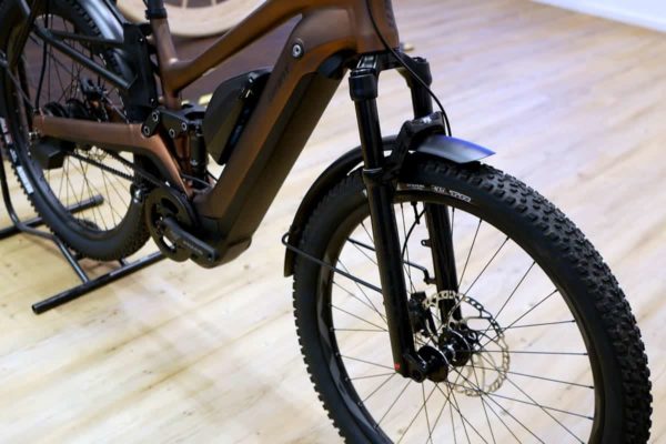 Suspension fork on the Giant Stormguard E+ 2023 ebike