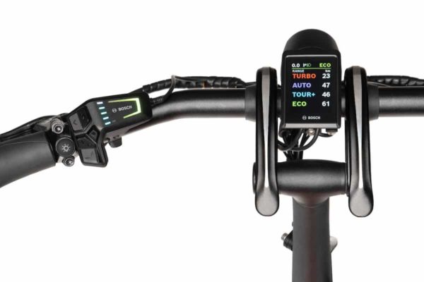 Tern HSD ebike featuring Bosch Kiox 300 display and Bosch LED Remote control unit