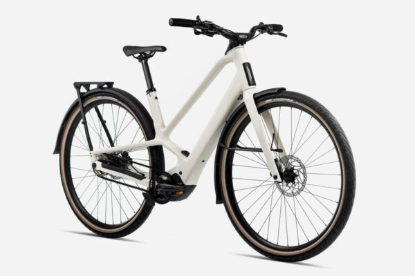 Orbea Diem 20 ebike in the colour Ivory White Gloss