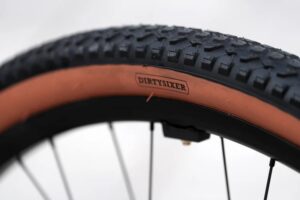 Tyres on the eDirtysixer ebike