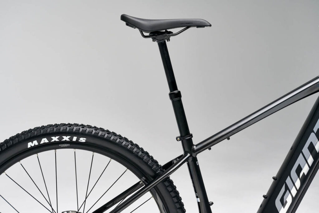 Dropper post on the Giant Fathom E+ ebike