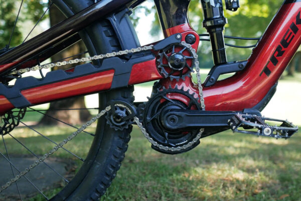 Chain routing on the Trek Slash+ ebike for the 2025 season