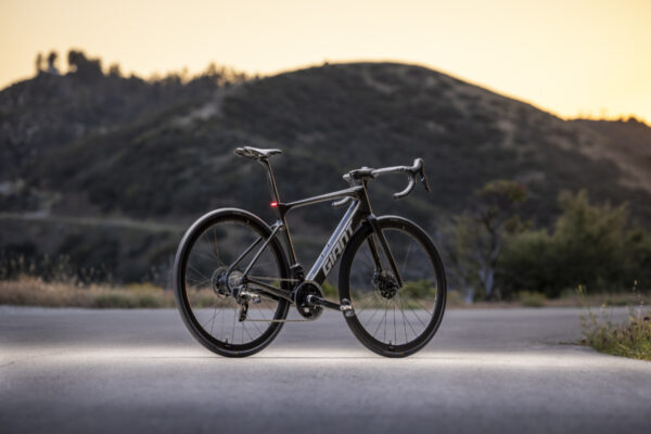 Giant Defy Advanced E+ Elite e-road bike for the 2025 season